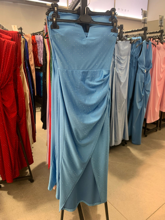 Imbracaminte Dama - Rochie creion satinata cu bretele subtiri si strasuri – croi mulat, cupe buretate, slit frontal, marime universala