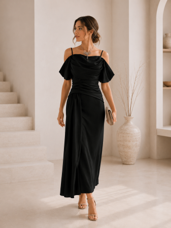 Rochii Dama - Rochie lunga eleganta cu slit pe picior, bretele fine si umeri cazuti cu strasuri