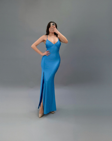 Imbracaminte Dama - Rochie lunga satinata mulata cu slit adanc si strasuri – decolteu in V, spate lace-up, marime universala