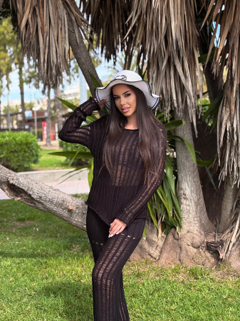 Set plaja tricotat doua piese pantaloni si top – alb, negru, maro inchis [2]