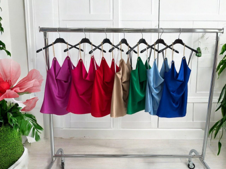 Imbracaminte Dama - Top dama cu bretele din lant auriu - Silky