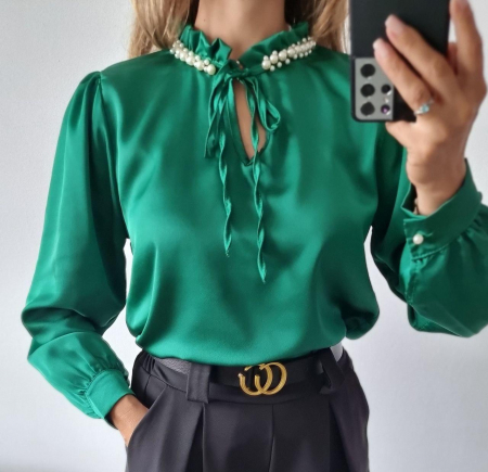 Pulovere Dama - Bluza dama material satinat si guler cu perle - HEB