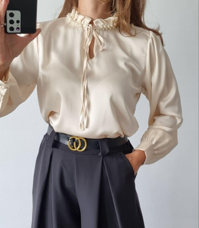 Bluze Dama - Bluza dama material satinat si guler cu perle - HEB
