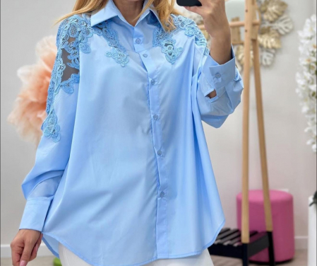 Bluze Dama - Bluza eleganta oversize cu insertii dantela pe umeri si maneci, marime universala S-M