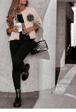 Jachete Dama - Jacheta Dama Matlasata cu Brosa si Captuseala Animal Print