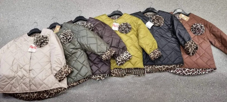 Jachete Dama - Jacheta Dama Matlasata cu Brosa si Captuseala Animal Print - Marimi Mari