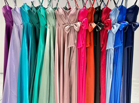 Rochii Dama - Rochie eleganta din satin premium – Design cu bretele ajustabile pliuri si fundă sofisticata