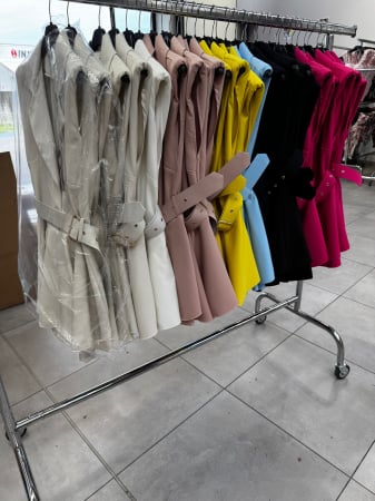 Rochii Dama - Rochie mini cu dublură tip skort, culori vibrante, mărime unică S-M