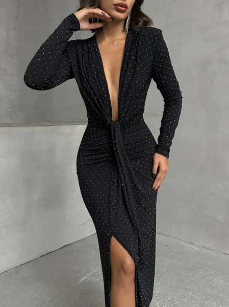 Rochii Dama - Rochie neagra maxi din jerseu cu strasuri cu fronseuri si decolteu adanc - Hannah - maneca lunga