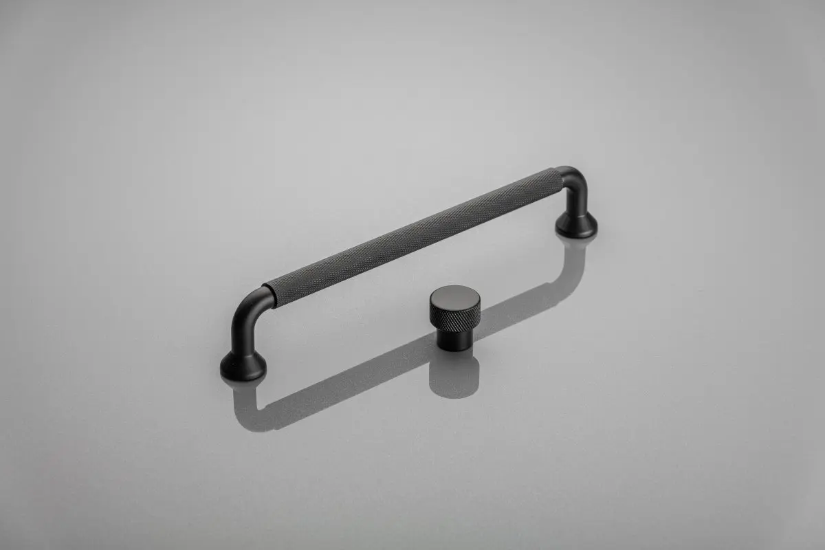 Maner mobila negru mat STRUCTURE [6]