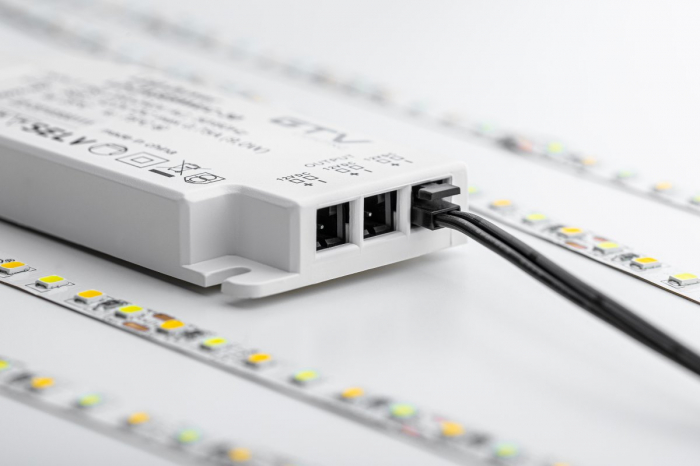 Transformator slim, EASY CLICK, 12V, 30W, 6 porturi MiniAmp, IP20 [2]