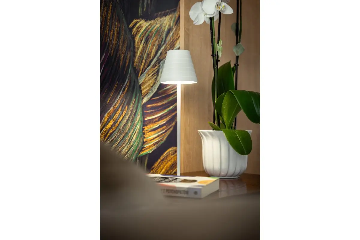 Veioza LED reincarcabila FIZZI, 200 lm, 4000 mAh, lumina neutra, alb [3]