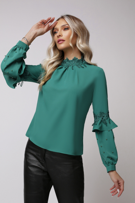 Bluză Anes verde accesorizată cu dantelă [2]