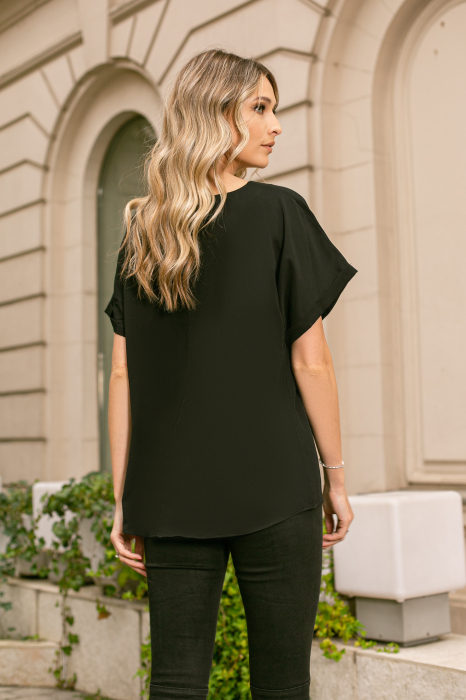Bluza Carla neagră cu mânecă scurtă [4]
