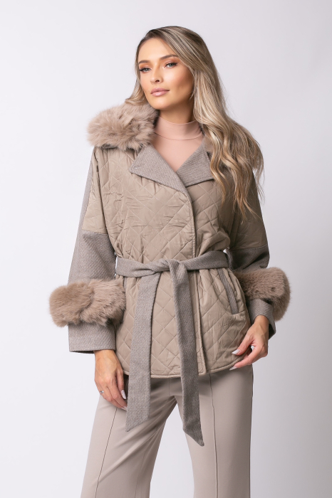 Geacă bej over size din fâș cu blană detașabilă [1]