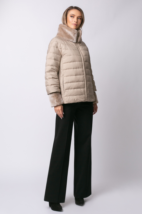 Geacă Inessa Madzerini bej din puf natural și guler din blană [7]