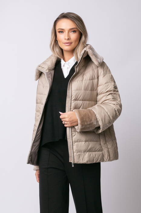 Geacă Inessa Madzerini bej din puf natural și guler din blană [4]
