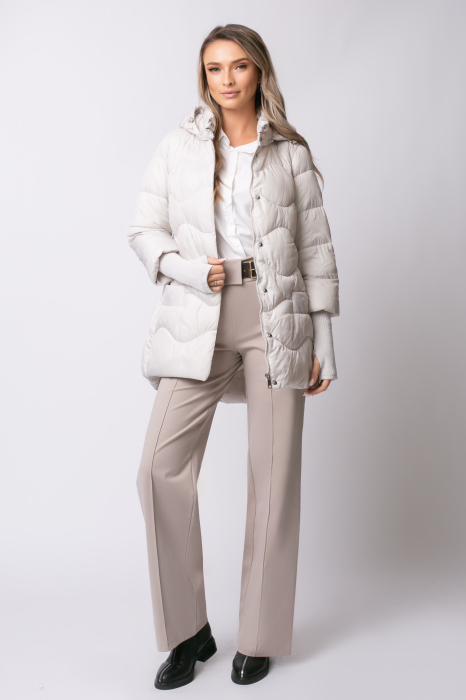 Geaca Mara albă din fâș matlasată cu glugă [2]