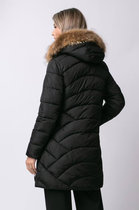 Geacă neagră de iarnă cu blană [4]