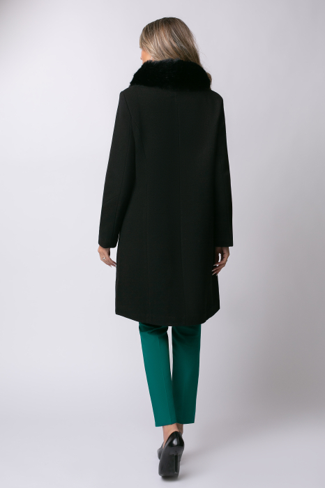 Haină neagră mărime mare cu blană la guler [8]