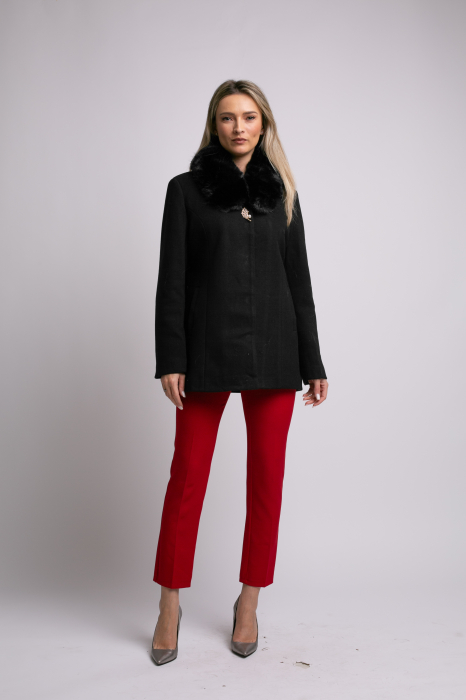 Palton negru mărime mare accesorizat cu blană detașabilă la guler [3]