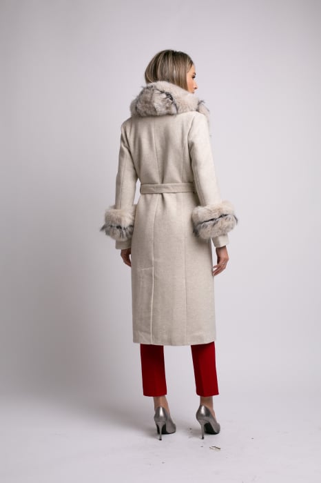 Palton bej din lână cu blană detașabilă la guler și mâneci [5]