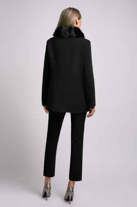 Palton negru mărime mare accesorizat cu blană detașabilă la guler [6]