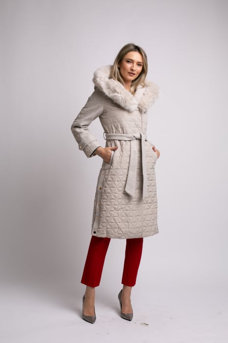 Geacă bej din fâș cu glugă accesorizată cu blană [3]