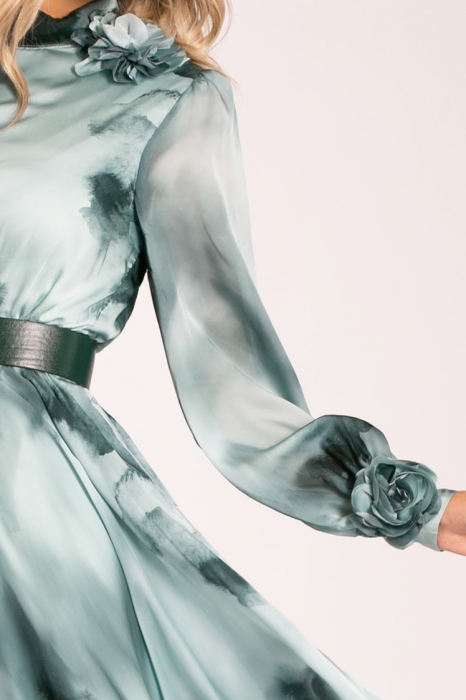 Rochie Brina verde mentă din mătase accesorizată cu flori 3D [7]