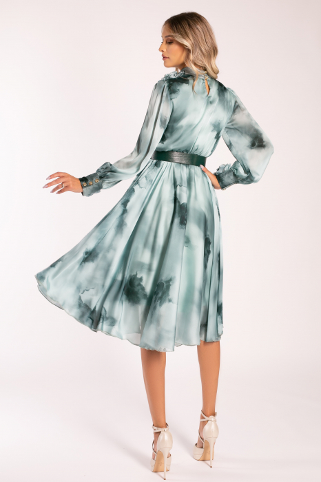 Rochie Brina verde mentă din mătase accesorizată cu flori 3D [6]