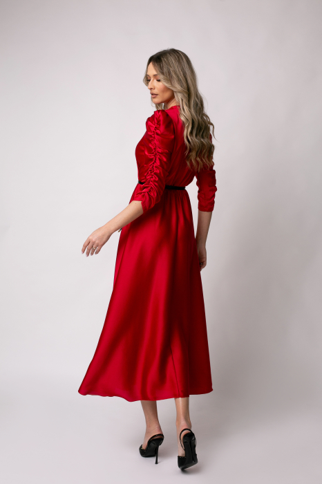 Rochie Carolina rosie cu mâneci crețe [3]