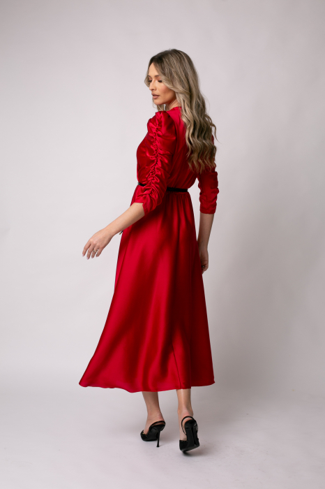 Rochie Carolina rosie cu mâneci crețe [3]
