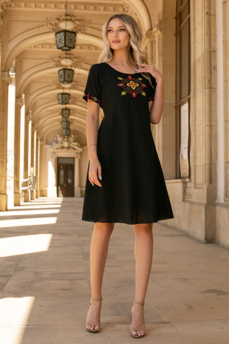 Rochie din bumbac neagră cu broderie tradițională [4]