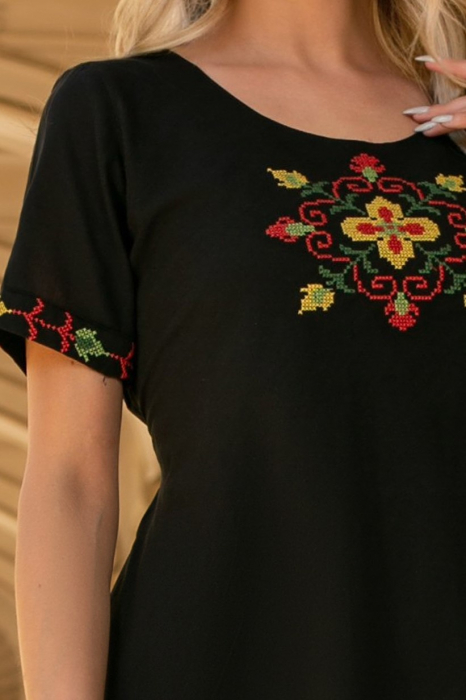 Rochie din bumbac neagră cu broderie tradițională [6]