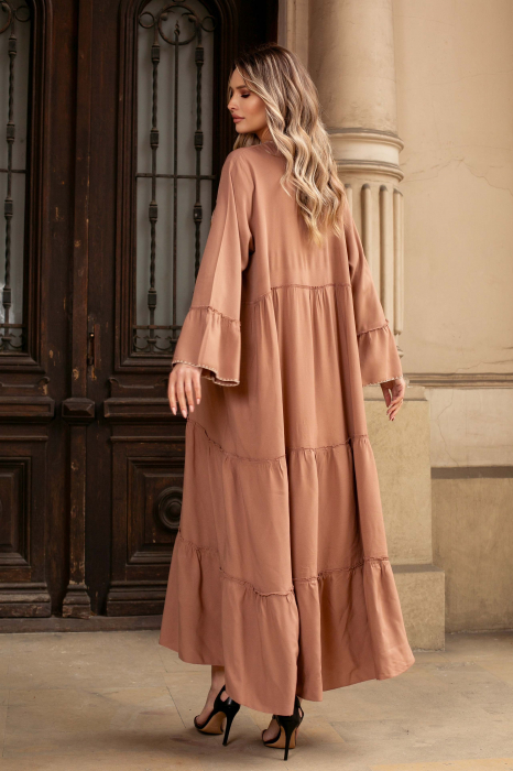 Rochie din vâscoză mărime mare camel accesorizată cu broderie [3]