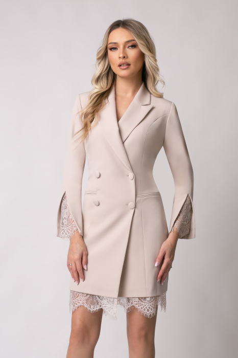 Rochie elegantă bej tip sacou accesorizată cu dantelă [4]
