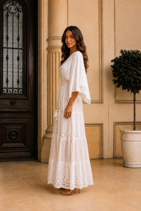 Rochie lungă de vară albă din vâscoză cu inserții aurii [3]