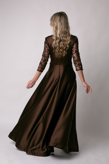 Rochie lungă maro de ocazie, mărime mare cu paiete [3]