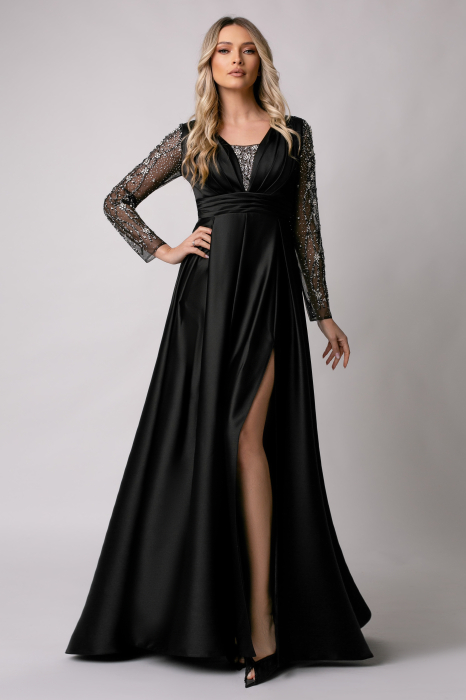 Rochie lungă neagră de ocazie accesorizată cu pietricele [2]
