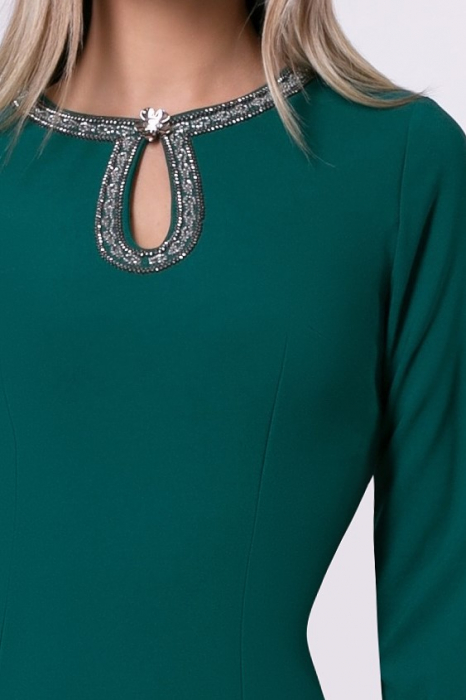 Rochie midi elegantă verde accesorizată cu pietricele [5]