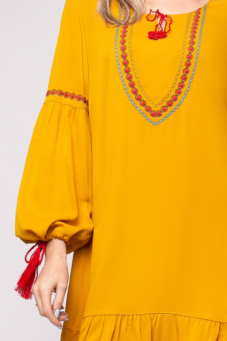 Rochie Ana muștar cu broderie pe bust și mâneci [4]