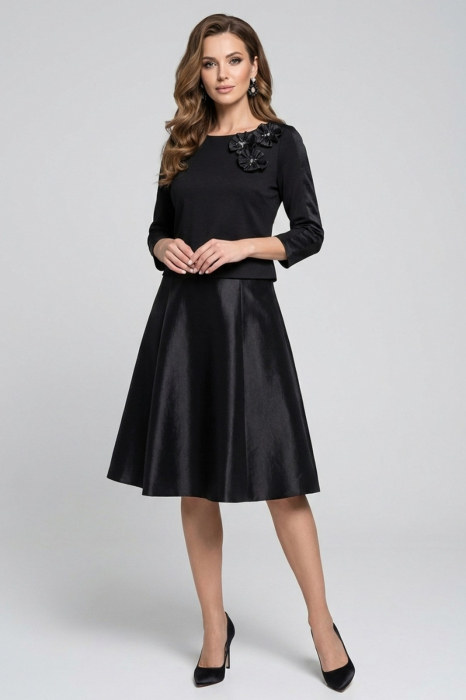 Rochie Viada neagră elegantă accesorizată cu flori 3D [3]