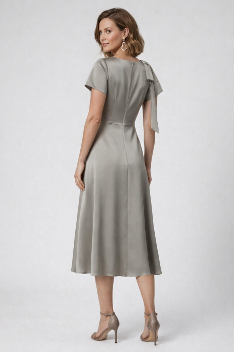 Rochie VIADA elegantă gri accesorizată pe umăr [3]