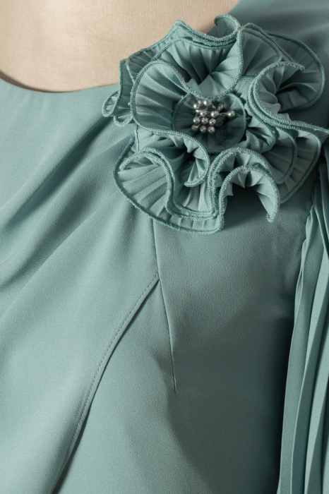 Rochie Viada midi verde mentă cu mâneci plisate și floare decorativă [2]
