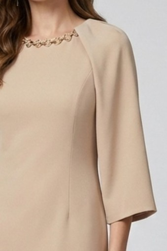 Rochie Viada bej accesorizată cu lanț [5]