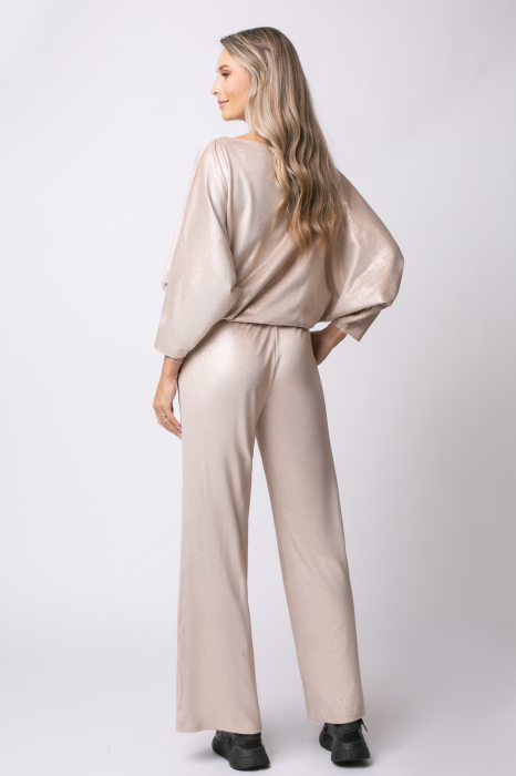 Trening bej deschis din catifea cu sclipici și mâneci tip fluture [3]