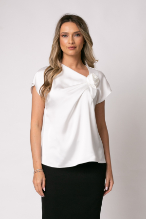 Bluza albă elegantă accesorizată pe bust [6]