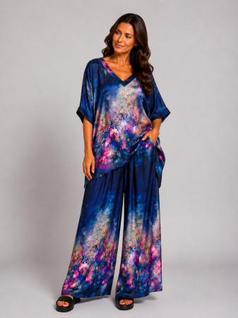 COSTUME DAMĂ - Compleu de vară albastru cu imprimeu abstract