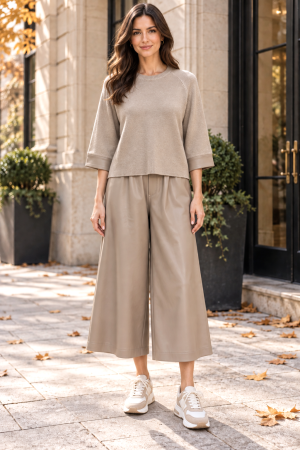 TOATE PRODUSELE - Compleu bej damă casual cu bluză și pantaloni largi din piele