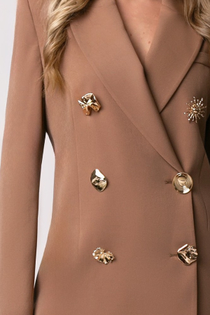 Costum elegant camel cu două rânduri de nasturi tip accesoriu [4]